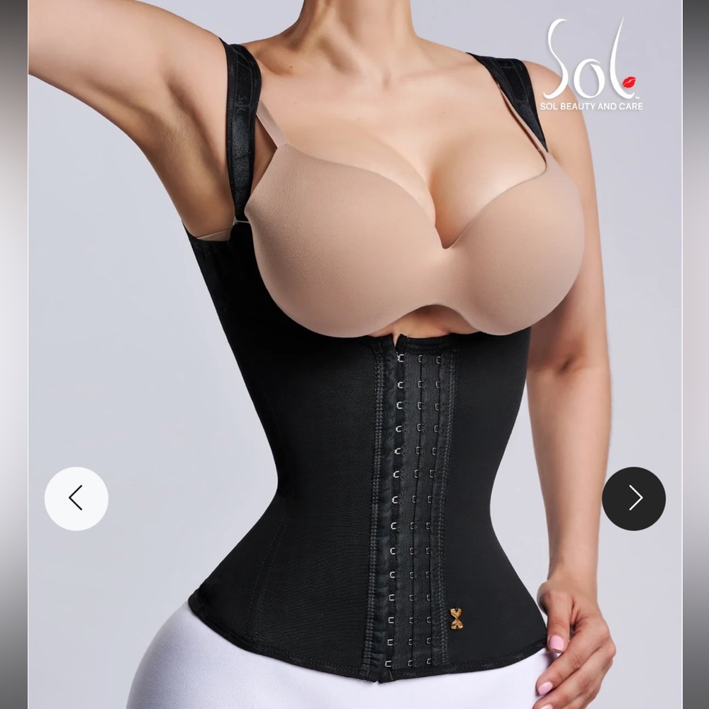 Sol beauty and care Hourglass Waistcoat/ Chaleco.  Runs Small. Worn twice